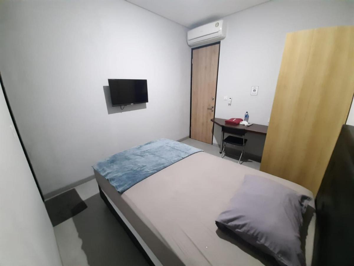 Hotel Oyo Life 92770 Cozy Puri 22 Yakarta Exterior foto