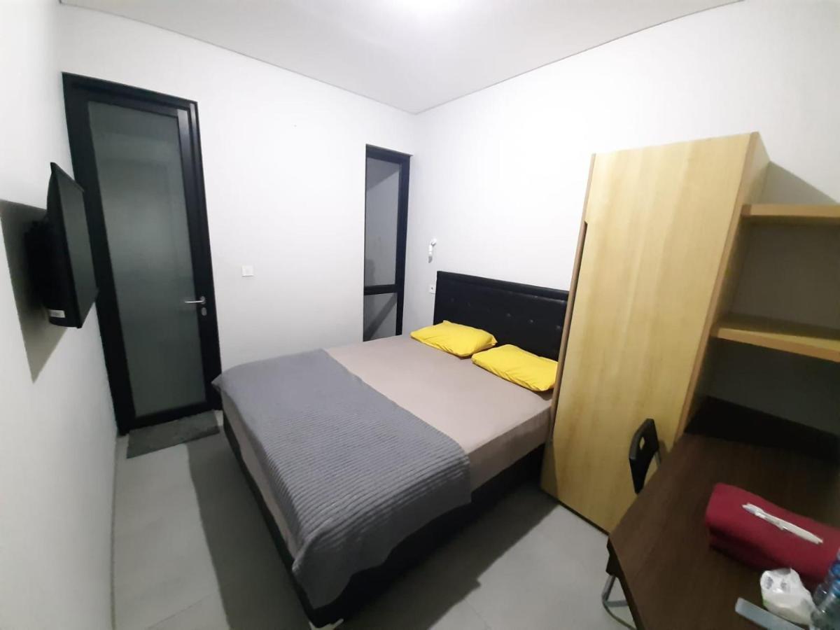 Hotel Oyo Life 92770 Cozy Puri 22 Yakarta Exterior foto