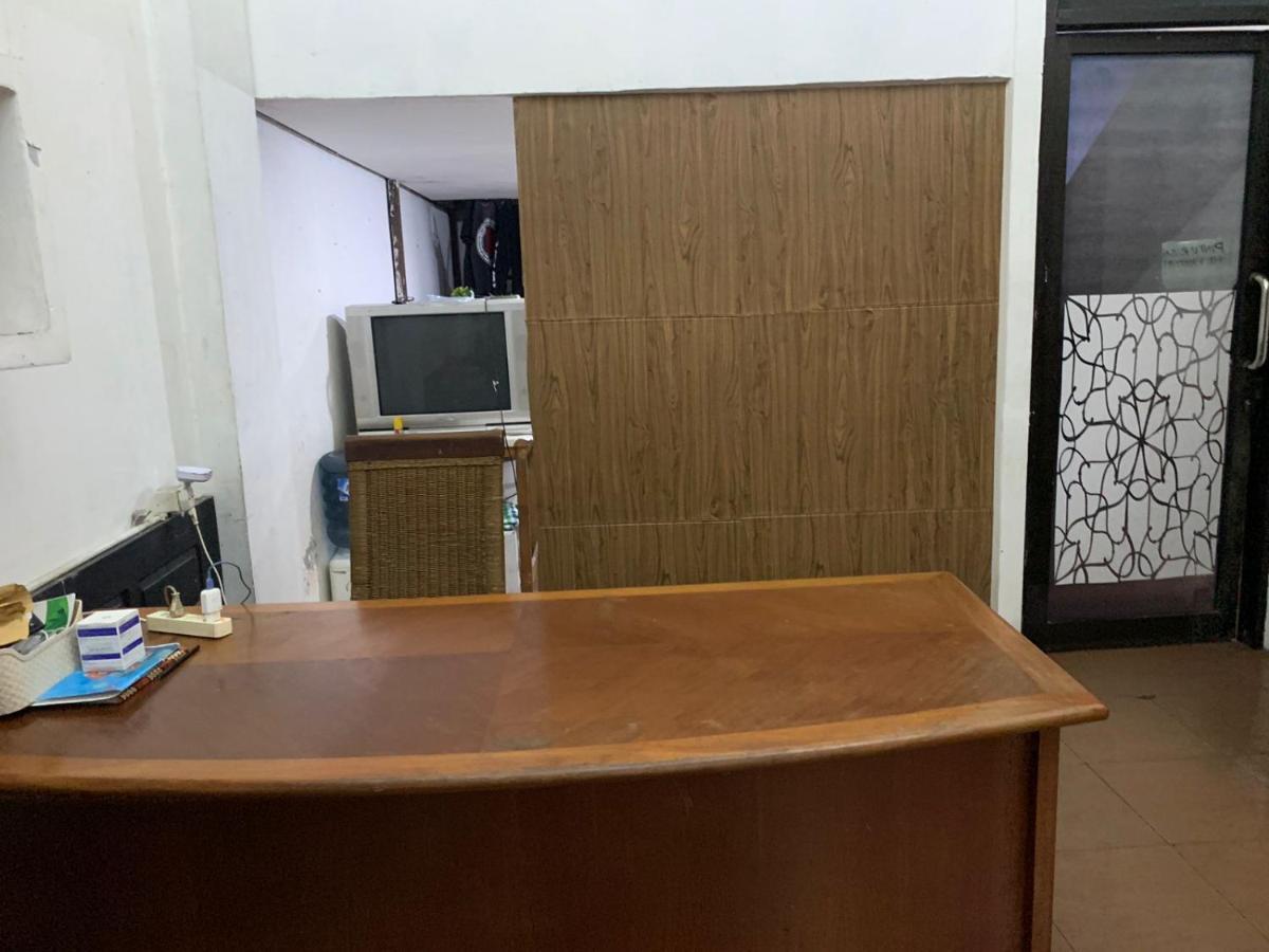 Hotel Oyo Life 92770 Cozy Puri 22 Yakarta Exterior foto